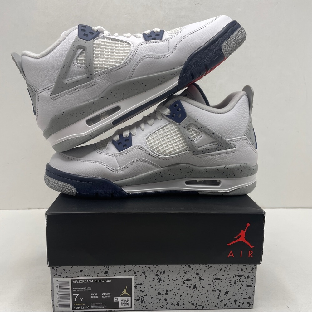 Nike Air Jordan 4 Retro GS “Midnight Navy” 2022 - Picture 3 of 4